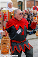 Steenvoorde (F) - Carnaval des Carnavals 2013 / Quand Michel Sansen (président des Amis de Fromulus) se met à devenir Gilles